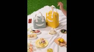 These lunch bags are so convenient for a picnic!