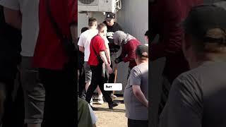 Таджик заступился за бабушку