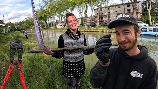 Treasure hunting in the Canal du Midi! Magnet fishing in France