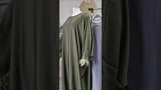 Elegant feather abaya for modern modest fashion #themodestcollection