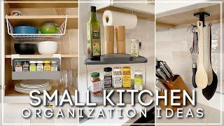 SMALL KITCHEN ORGANIZATION IDEAS 2023 / RENTER FRIENDLY SMALL SPACE ORGANIZATION HACKS & IDEAS