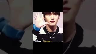 He is so cute️ #straykids #kpop #trending #youtube #shorts #viral #leeknow