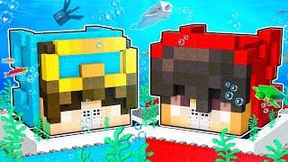 Nico vs Cash UNDERWATER House Battle in Minecraft!