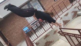 Parkour and Freerunning 2018 - Amazing Stunts