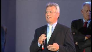 Discurso de Barry Lynam na Festa de 75 anos do QES