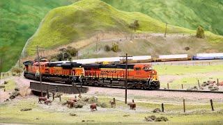 The San Diego Model Railroad Museum - THE TEHACHAPI PASS HO Scale