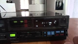 Funcionamiento del VCR Betamax Sony SL-HF300