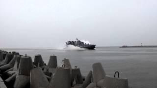 Hovership enters Baltiysk bay