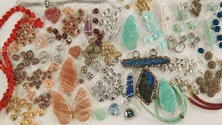 NEW Pendants, Spacer Beads, Findings & More Coming Dec. 23-27! Bead Box Bargains STORE SNEAK PEEK