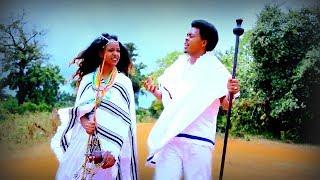 Adem Mohammed - Siyaamee - New Ethiopian Oromo Music 2017 (Official Video)