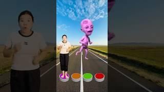 I Jump on button to  Elephant, Horse, Lion & Alien - Funny vfx magic