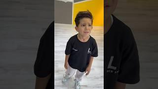 Bully Boys and Poor Kid️