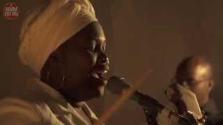 "Madres" — Daymé Arocena