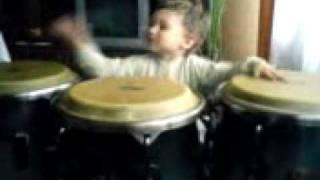 Kuba conga player