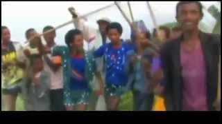 Mebere Menegiste - መውዜር አማረኝ