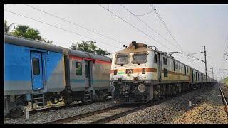 Howrah Patna Janshatabdi Express Crossing - 8 Hours Late  Running Bikaner Howrah Express.