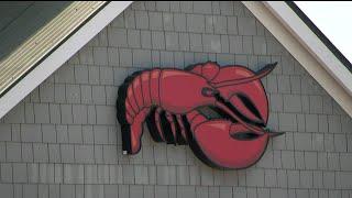 Gainesville Red Lobster employees blast handling of restaurant closure