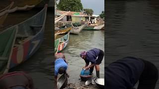 Life At Dungu Beach in Kenya #Lakevictoria #dudytravelling