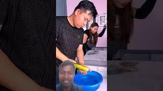 लड़की का गजब रिएक्शन#shorts #comedy #funny #satisfying #funnycouple #uwoodworkerfacts #ytshorts 