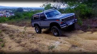 Test ford bronco 1985