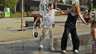 August.Fountain.White and black wet joys of Summer/Август.Фонтан.Белые и черные мокрые радости Лета!