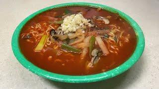 이거 기가 막히네요, 굴을 넣어 얼큰하게 끓이는 굴라면 레시피