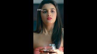 Alia Bhatt’s SAVAGE Reaction to Varun Dhawan FLIRTING With Someone Else! | #SOTY