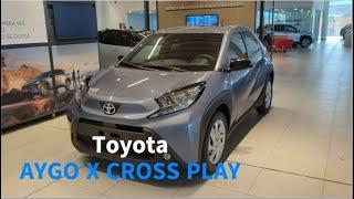 TOYOTA Aygo X Cross Play  Gris Celestita