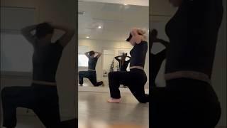 When Lady Gaga does ABRACADABRA rehearsals!!! 
