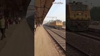 Tuglakabad ( TKD ) Wap 4 With Azad Hind Express HR Track Sounds #wap4e #wap4locomotive #wap4