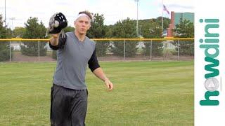 Baseball tips: How to catch a fly ball with Logan Morrison