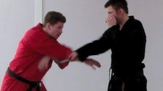 Knife defense - 26 disarms in 50 seconds!