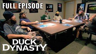 Duck Dynasty: The Guys Go on STRIKE Against Willie (S2, E11) | Full Episode