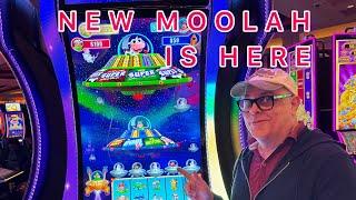 NEW!!! Invaders Attack Again From The Planet Moolah Slot Machine