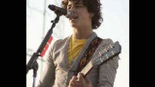 Nick Jonas A Little Bit Longer (lyrics)