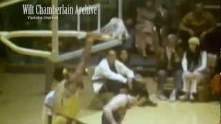 Wilt Chamberlain Incredible 7-8 reach | Baseline Dunks From BEHIND Backboard