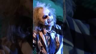 It’s showtime! #halloween #movie #comedy #beetlejuice #beetlejuice2 #michaelkeaton #winonaryder