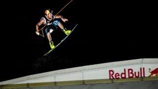 Night Wakeboarding in Brazil - Red Bull Wake Premiere 2013