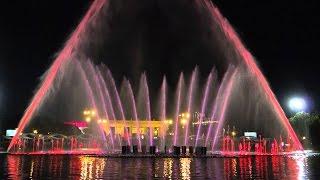 Поющий и танцующий фонтан в Москве/ Singing and dancing fountain in Moscow