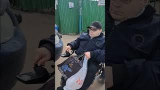 Открыл сезон покупок на рынке