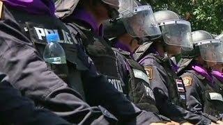 Thai politics: half a coup as military announces martial law?