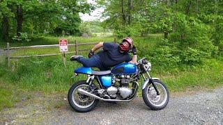 Before you buy a Triumph Thruxton  900  cafe racer honest owner review.