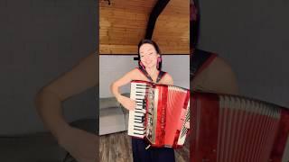 Возвращаюсь ️ #russianaccordeon #kalinkaaccordion #russiaanclassicmusic #аккордеон #баян #music