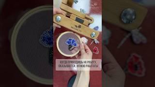 Брошь Василек #вышивка #handmade #ручная_работа #бисер #брошьизбисера #брошь
