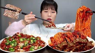 Seasoned oysters, bibimbap, noodles, mukbang.