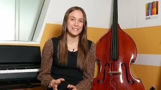 Find our own sound: Study Electric Bass with JULIA HOFER