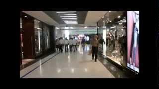 A Walk in the Big Malls of Bangkok : MBK, Siam Center, Central World, Fashion, Pantip