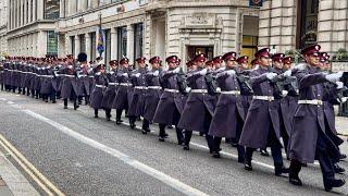 Caught on Camera: Unbelievable Sight in Central London 