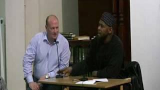 Mike takes Shahada & reverts to Islam