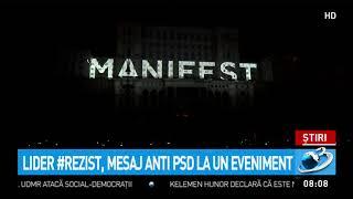 Gest halucinant al unui protestatar #Rezist. A proiectat un mesaj anti-PSD la un eveniment unde erau